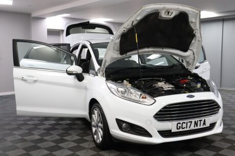 Ford Fiesta TITANIUM 16