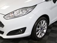 Ford Fiesta TITANIUM 32