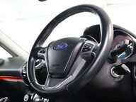 Ford Fiesta TITANIUM 13