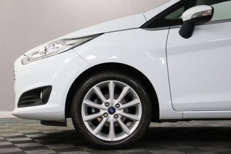 Ford Fiesta TITANIUM 28