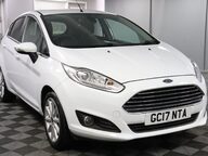 Ford Fiesta TITANIUM 31