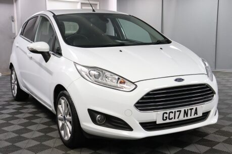 Ford Fiesta TITANIUM 31