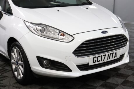 Ford Fiesta TITANIUM 27