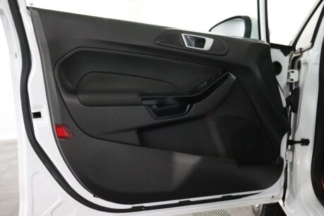 Ford Fiesta TITANIUM 42