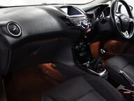 Ford Fiesta TITANIUM 35