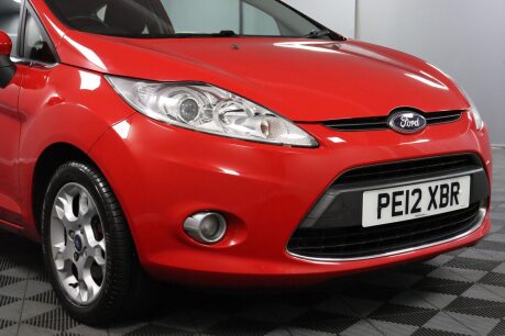 Ford Fiesta ZETEC 24