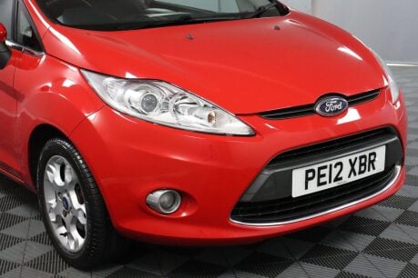 Ford Fiesta ZETEC 26