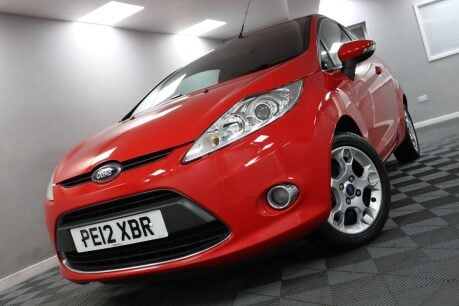 Ford Fiesta ZETEC 32
