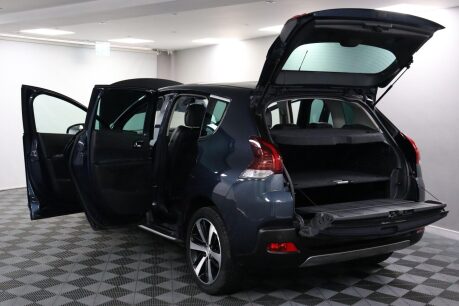 Peugeot 3008 BLUE HDI S/S ALLURE 21