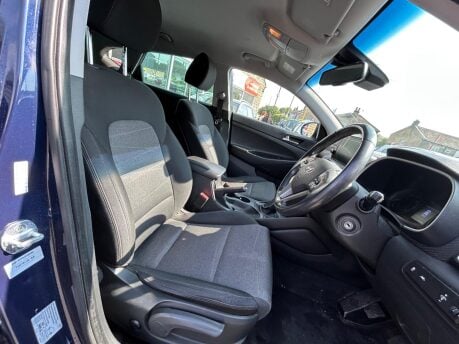 Hyundai TUCSON GDI SE NAV 8
