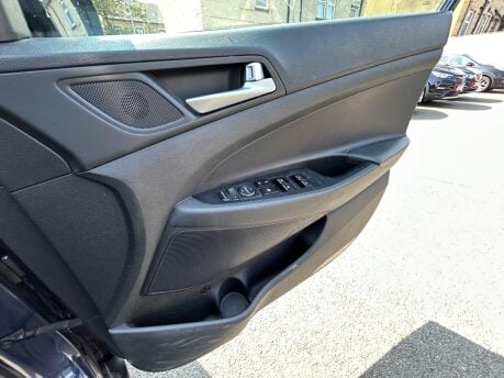 Hyundai TUCSON GDI SE NAV 13