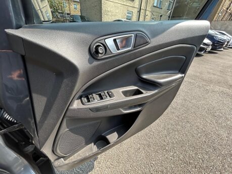 Ford Ecosport TITANIUM TDCI 14