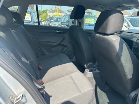 Skoda Rapid Spaceback SPACEBACK S TSI 12
