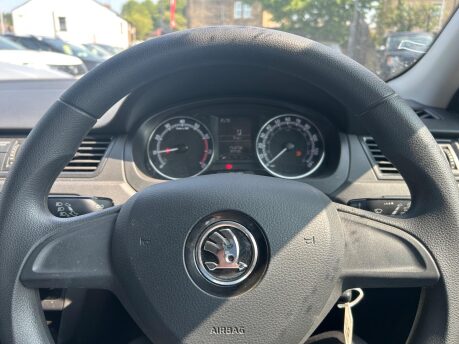 Skoda Rapid Spaceback SPACEBACK S TSI 14