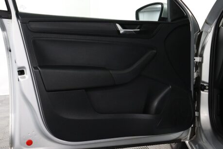 Skoda Rapid Spaceback SPACEBACK S TSI 42