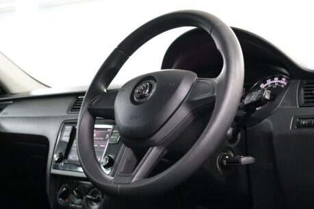 Skoda Rapid Spaceback SPACEBACK S TSI 13