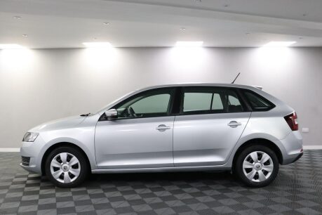 Skoda Rapid Spaceback SPACEBACK S TSI 19