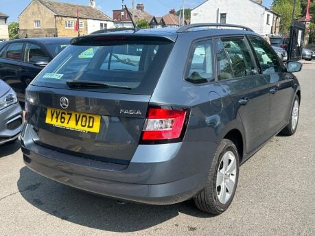 Skoda Fabia SE TSI 8