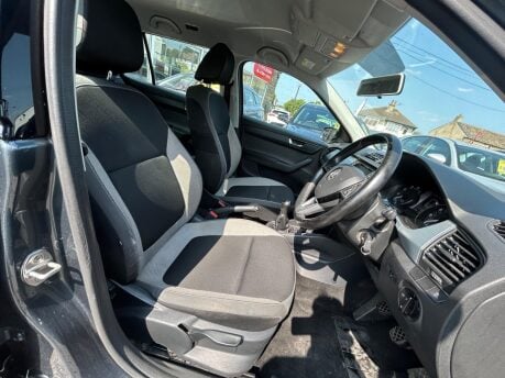 Skoda Fabia SE TSI 9