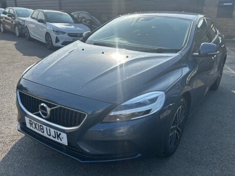 Volvo V40 D2 MOMENTUM 4