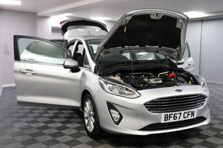 Ford Fiesta TITANIUM 5