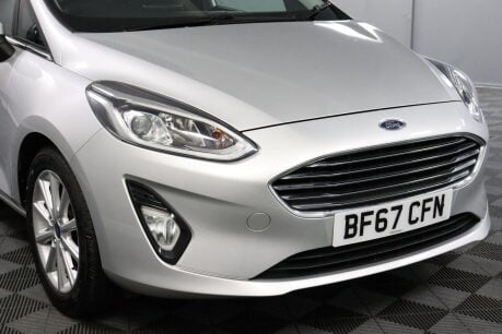 Ford Fiesta TITANIUM 8