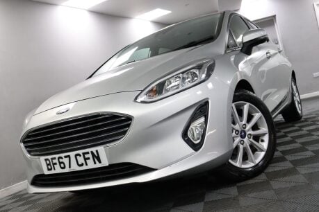 Ford Fiesta TITANIUM 14