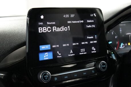 Ford Fiesta TITANIUM 31