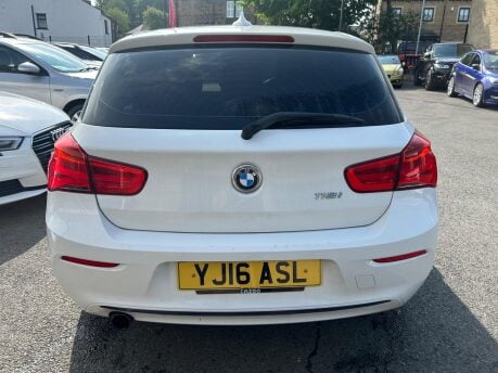 BMW 1 Series 118I SPORT 4