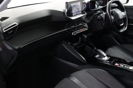 Peugeot 208 PURETECH ALLURE S/S 35