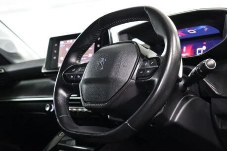Peugeot 208 PURETECH ALLURE S/S 12