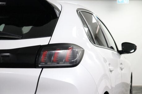 Peugeot 208 PURETECH ALLURE S/S 23