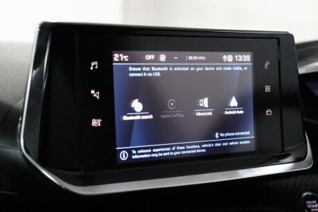 Peugeot 208 PURETECH ALLURE S/S 38