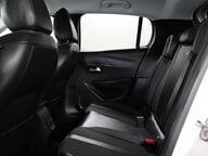 Peugeot 208 PURETECH ALLURE S/S 41
