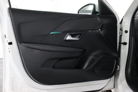 Peugeot 208 PURETECH ALLURE S/S 43
