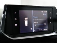 Peugeot 208 PURETECH ALLURE S/S 38