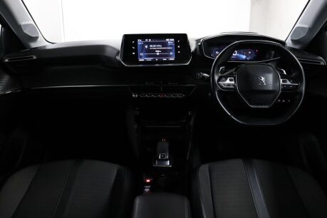Peugeot 208 PURETECH ALLURE S/S 41