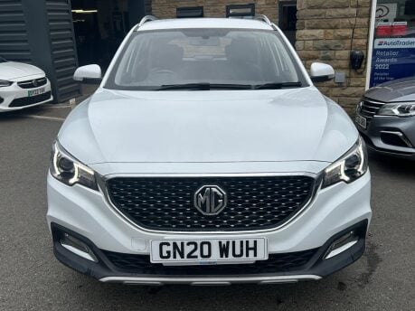 MG ZS EXCLUSIVE 3