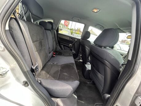 Honda CR-V I-DTEC SE PLUS 11