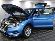 Nissan Qashqai DIG-T ACENTA PREMIUM 17