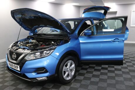 Nissan Qashqai DIG-T ACENTA PREMIUM 17
