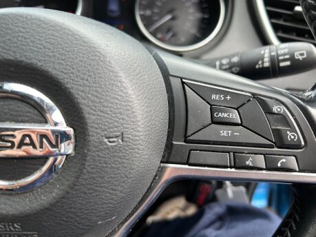 Nissan Qashqai DIG-T ACENTA PREMIUM 13