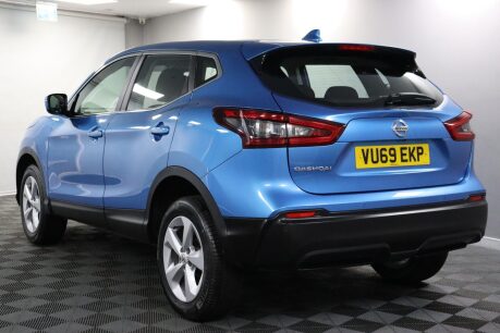 Nissan Qashqai DIG-T ACENTA PREMIUM 11