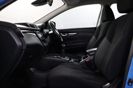 Nissan Qashqai DIG-T ACENTA PREMIUM 44