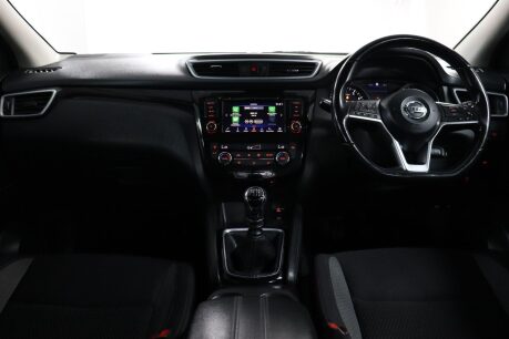 Nissan Qashqai DIG-T ACENTA PREMIUM 42