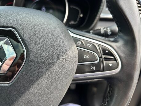 Renault Kadjar SIGNATURE NAV TCE 12