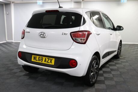 Hyundai i10 GO SE 12