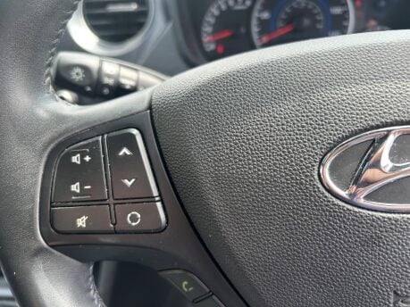 Hyundai i10 GO SE 12