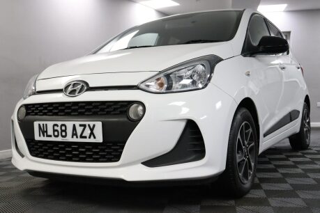 Hyundai i10 GO SE 29