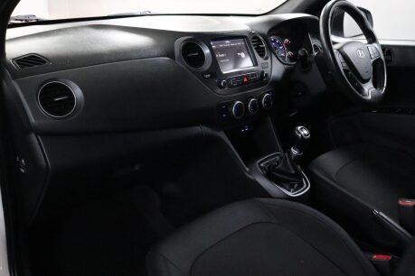 Hyundai i10 GO SE 35